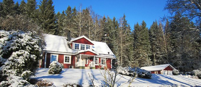 Det gamla huset är rivet och det nya uppfördes 1990 strax intill det gamla.
