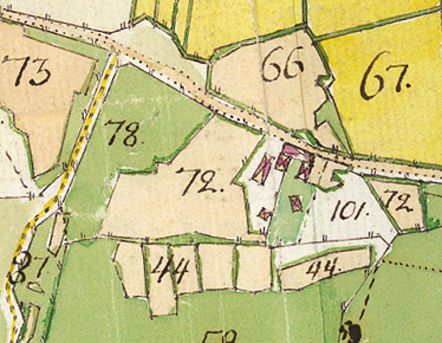 Karta från storskiftet 1784. Sandered är husen till vänster. Sannolikt var det gästgivargård. Gästgiveriåtagandet delades med granngården, Skogvaktargården, och Gållösa by.